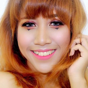 "Peace begins with a smile"
-Mother Theresa-
.
.
Siapa yang kemarin nanyain gingsul saya? Udah keliatan belum? 😌
.
.
#clozetteid #clozette #fotd #fotdindo #makeupindo #makeupjogja #makeupjunkie #mymakeup #beautybloger #indonesiabeautyblogger #indonesianwoman #localmakeupartist #mua #muajogja #makeupartist #makeupartistjogja #indobeautygram