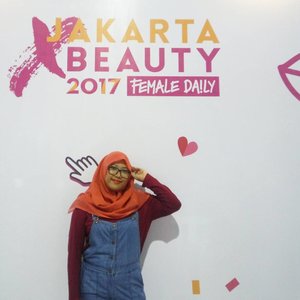 (masih) suasana euforia #JakartaxBeauty2017  by @femaledailynetwork .
.
#beauty #event #jakarta #JakartaxBeauty2017  #clozetteid #allaboutbeauty #promo #allbrand #local #blogger #talkshow #class #exhibition