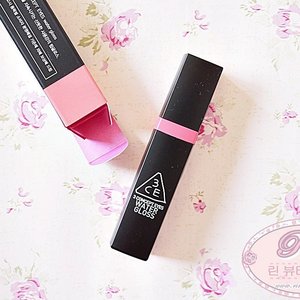 3 concept Eyes Water Gloss review is up on my blog. ♥♥♥ #3ce #stylenanda #lipgloss #3concepteyes #pink #vscocam #makeup #clozette #clozetteid #potd #picoftheday #bblogger #blogger
