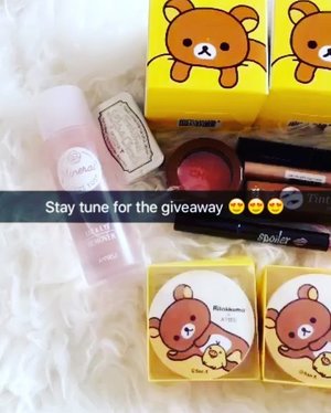 Sneak peek on some prizes for my upcoming giveaway.. Are you excited? 😆😆😆Follow my snapchat for more updates: purplelyhazel ...#beautybloggerid #sneakpeek #snapchat #giveaway #rilakkuma #apieu #clozetteid #clozette #instavideo #likeforlike #어퓨 #리락쿠마