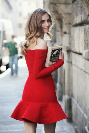 Chiara ferragni red dress