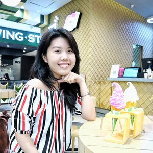 🎶 I scream , you scream, gimme that gimme that ice cream 🎶 - RV
🍦🍦🍦🍦🍦🍦🍦🍦🍦🍦🍦🍦🍦
.
.
.
.
.
.
#icecream #gojiraicecreambars
#photogram
#photograph #lookoftheday
#fashiongram #currentmood #currentlywearing #love #whatiwore #whatiworetoday #oufits #ootdshare #wiw #wiwt #instafashion #fashionista #instalook  #fashion #lookbook 
#fashionblogger #ootd  #everydaylook #style #blogger #fashions #clozette #clozetteid