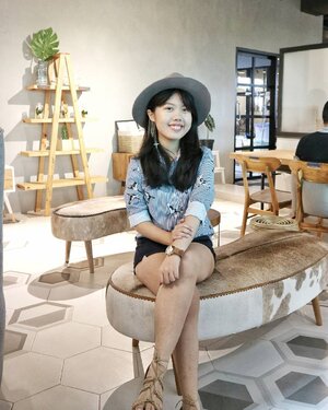 Sit tight because the next destination is 🎇WEEKEND🎊
🎉🎆✨🎈🎋🏄🎲🎇🎊
.
.
.
.
.
.
.
#photogram #selfie #selca
#photograph #lookoftheday
#fashiongram #currentmood #currentlywearing #love #whatiwore #whatiworetoday #oufits #ootdshare #wiw #wiwt #instafashion #fashionista #instalook  #fashion #lookbook 
#fashionblogger #ootd  #everydaylook #style #blogger #fashions #clozette #clozetteid