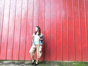 FASHION is what you buy.

STYLE is what you do with it. 📷 @yuliusharyanto

#Berrybenkalook #clozetteid