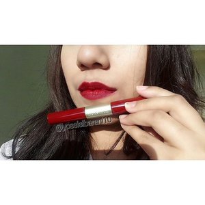 My favorite lipstick matte from @sariayu_mt DCL K -01 💄

#ClozetteID
#Sariayu 
#sariayuduolipcolor 
#sariayumarthatilaar 
#brandlocal 
#indonesia 
#lipstickjunkie 
#makeupaddict 
#Makeup
#redlips 
@indobeautygram 
#beautybloggerindonesia 
#beautyblogger
#bloggers