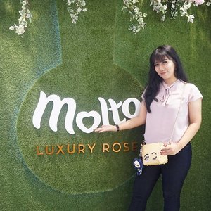 Hai aku lagi di @sephoraidn *Plaza Indonesia , attending launching Molto Eau de Parfum Luxury  Rose 🌹🌹🌹🌹🌹 @moltoindonesia . #RoseForLady 
#SephoraIDN