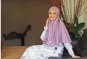 Rekomendasi Hijab Bergo untuk Momen Bersalin
