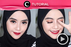 Ingin menggunakan lipstik merah, tapi takut terlihat berlebihan? Coba siasati dengan makeup look ini: https://bit.ly/2VhysbV. Video ini di-share kembali oleh Clozetter @shafirasyahnaz. Lihat juga tutorial lainnya di Tutorial Section.