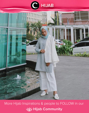 Perpaduan warna baby blue dan putih ala Clozette Ambassador @prapancadf ini bisa kamu tiru untuk color palette Raya outfit-mu nanti. Simak inspirasi gaya Hijab dari para Clozetters hari ini di Hijab Community. Yuk, share juga gaya hijab andalan kamu.