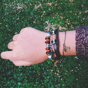 Decorate your hand with an assortment of rings and bracelets. Share juga yuk gelang-gelang meriah kesukaanmu seperti #Clozetter  @rhialita ini di www.clozette.co.id! 
#ClozetteID #fashion #outfitinspiration #instafashion #clothes #instalook #outfit #ootd #portrait #clothing #style #look #lookbook #lookoftheday #outfitoftheday #ootd #stylish #instaoutfit #fashionjunkie #accessories #dainty #edgystyle