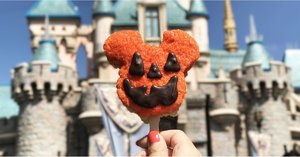 45 Festive Details That Make Halloween at Disneyland So Awesome This Year