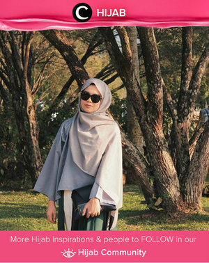 Monochrome outfit meets the golden hour moment. Simak inspirasi gaya Hijab dari para Clozetters hari ini di Hijab Community. Image shared by Clozette Ambassador: @inalathifahs. Yuk, share juga gaya hijab andalan kamu