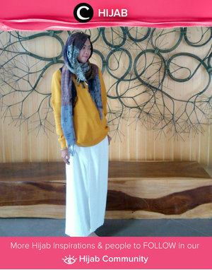 Mustard knit and white skirt? Why not? Simak inspirasi gaya Hijab dari para Clozetters hari ini di Hijab Community. Image shared by Star Clozetter: @diannopiyani. Yuk, share juga gaya hijab andalan kamu 