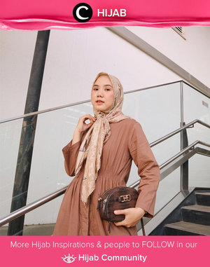 What to wear this weekend? Go with earthy toned-outfit from head to toe like Clozetter @nabilaaz. Simak inspirasi gaya Hijab dari para Clozetters hari ini di Hijab Community. Yuk, share juga gaya hijab andalan kamu.
