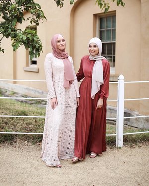 7 Model Gamis Modern Yang Paling Chic! - HijabTuts