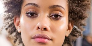 Sooo, What Exactly Does Castor Oil Do for Your Eyelashes?