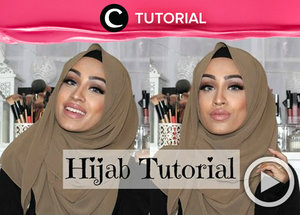  Ingin mengenakan hijab yang simpel dan full coverage untuk gaya sehari-hari? Yuk, contek gaya hijab berikut ini http://bit.ly/2muwov1. Video ini di-share kembali oleh Clozetter: @aquagurl. Cek Tutorial Updates lainnya pada Tutorial Section.