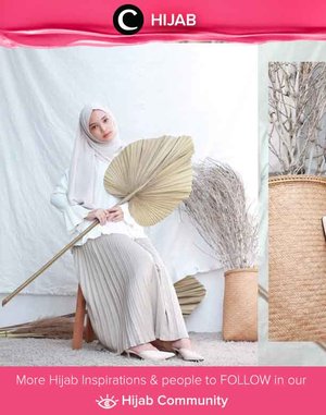 Soft grey and white for a casual weekend. Simak inspirasi gaya Hijab dari para Clozetters hari ini di Hijab Community. Image shared by Clozetter @imeldaaf. Yuk, share juga gaya hijab andalan kamu. 