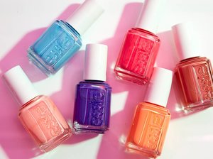 5 Neon Nail Polishes to Take Your Summer Mani to the Next Level 