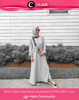Stripes for Thursday! Image shared by Clozetter @ratnasrdw. Simak inspirasi gaya Hijab dari para Clozetters hari ini di Hijab Community. Yuk, share juga gaya hijab andalan kamu.