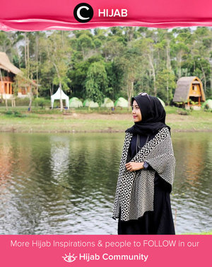 What's your fav outer? Simak inspirasi gaya Hijab dari para Clozetters hari ini di Hijab Community. Image shared by Star Clozetter: @mirasahid. Yuk, share juga gaya hijab andalan kamu