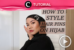 Ingin tampilan hijabmu lebih ceria? Kamu bisa menyisipkan hair pin seperti ini, Clozetters: https://bit.ly/32AKK49. Video ini di-share kembali oleh Clozetter @saniaalatas. Intip juga tutorial menarik lainnya di Tutorial Section.