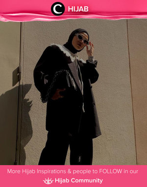 Tak hanya untuk tampilan vintage yang feminin, detachable collar seperti ini juga bisa menjadi aksesoris untuk look edgy-mu. Image shared by Clozette Ambassador @karinaorin. Simak inspirasi gaya Hijab dari para Clozetters hari ini di Hijab Community. Yuk, share juga gaya hijab andalan kamu.