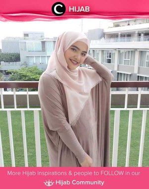 Clozette Ambassador @Annisaramalia was looking pretty in all lilac. Simak inspirasi gaya Hijab dari para Clozetters hari ini di Hijab Community. Yuk, share juga gaya hijab andalan kamu.  