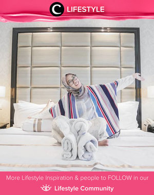 Clozetter @diannopiyani struck a pose in a cozy hotel room while traveling in Bandung. Simak Lifestyle Updates ala clozetters lainnya hari ini di Lifestyle Community. Yuk, share juga momen favoritmu.