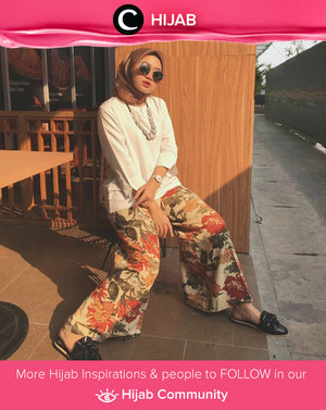 Prints, prints, prints! Palazzo pants is fun-loving, care-free wardrobe pieces. Simak inspirasi gaya Hijab dari para Clozetters hari ini di Hijab Community. Image shared by Clozetter: @shulaihahsyaikhon. Yuk, share juga gaya hijab andalan kamu
