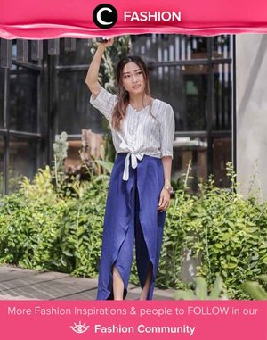 Clozetter @devolyp terlihat nyaman dengan blouse dan celana santainya, ya. Kalau kamu, pakai apa hari Jumat ini? Yuk, share juga bersama Clozette di Fashion Community.