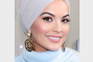 Contek Tutorial Hijab Turban yang Mudah Tanpa Menggunakan Peniti - Stylo.ID