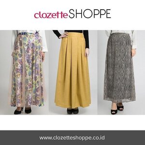 Kamu bisa menyesuaikan rok yang kamu pakai dengan karaktermu lho, Hijabers. Buat kamu yang enerjik dan ceria, kamu bisa memadukan maxi skirt berwarna cerah seperti mustard dengan atasan bermotif daisy. Di #ClozetteSHOPPE kamu bisa belanja berbagai jenis rok dengan model terkini.  http://bit.ly/1UXdd9L
.
.
.
#skirt #skirts #maxiskirt #ClozetteID #onlinestore