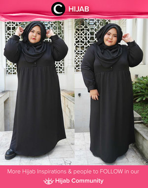 Outfit anti ribet dan minimalis, Clozette Ambassador Intan memilih untuk mengenakan dress berbahan kaos yang nyaman di tubuh. Simak inspirasi gaya Hijab dari para Clozetters hari ini di Hijab Community. Image shared by Clozette Ambassador: @tanteintan. Yuk, share juga gaya hijab andalan kamu 