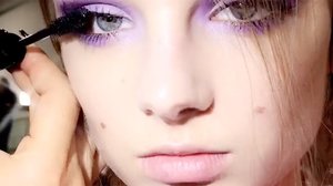The New Way to Wear Vivid Eye Makeup, According to the Valentino Runway