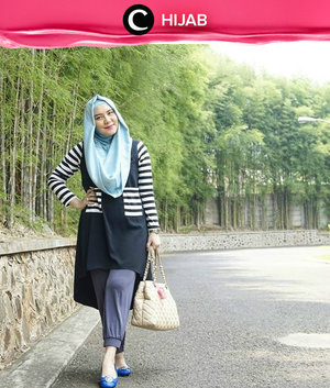 Santai dan kasual dengan celana joger yang membuatmu bebas bergerak. Simak inspirasi gaya di Hijab Update dari para Clozetters hari ini, di sini http://bit.ly/clozettehijab. Image shared by Clozetter: roswithajassin. Yuk, share juga gaya hijab andalan kamu.