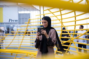 Contek Inspirasi Gaya Hijab ala Fashion Influencers unt 