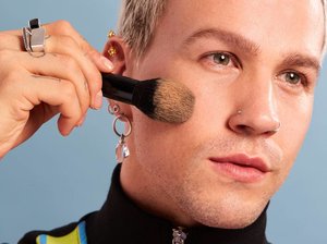 No-Makeup Makeup Routine for Men 