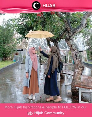 Stay warm in rainy days! Simak inspirasi gaya Hijab dari para Clozetters hari ini di Hijab Community. Image shared by Clozetter @SiwoNely. Yuk, share juga gaya hijab andalan kamu. 