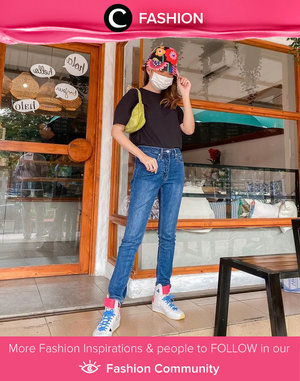 T-shirt and jeans kinda day? Don’t forget your favorite sneakers to complete your look! Image shared by Clozette Ambassador @steviiewong. Simak Fashion Update ala clozetters lainnya hari ini di Fashion Community. Yuk, share outfit favorit kamu bersama Clozette.