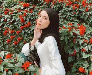 Quiz: Masih Bingung Cocoknya Pakai Hijab Warna Apa? Temukan di Sini! 