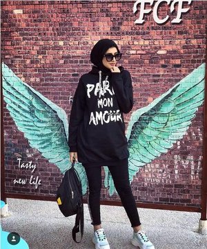 Sporty sweatshirts with hijab styles – Just Trendy Girls