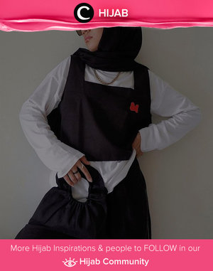 Clozette Ambassador @karinaorin menggabungkan basic items untuk tampilan yang chic dan stylish. Simak inspirasi gaya Hijab dari para Clozetters hari ini di Hijab Community. Yuk, share juga gaya hijab andalan kamu.