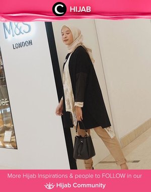 Neutral colors for busy Monday! Image shared by Clozette Ambassador @prapancadf. Simak inspirasi gaya Hijab dari para Clozetters hari ini di Hijab Community. Yuk, share juga gaya hijab andalan kamu.