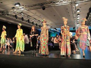 End of the show Ethnic Wear Collection by TYRAMONA #clozetteid #indonesiafashionweek #fashionweek #fashionweek #ethnic