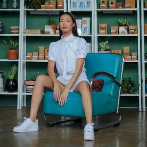 Two Nineteen: Brand Ready-to-Wear Dengan Warna Putih Sebagai Ciri Khasnya 