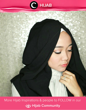 She is trying out Hana Tajima's hijab style. Wanna try it, Clozetters? Simak inspirasi gaya Hijab dari para Clozetters hari ini di Hijab Community. Image shared by Clozetter: olaayupuspitasari. Yuk, share juga gaya hijab andalan kamu 