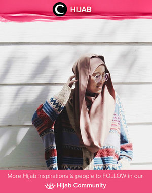 Just wearing oversized boho knit. Super comfy! Simak inspirasi gaya Hijab dari para Clozetters hari ini di Hijab Community. Image shared by Star Clozetter: @dewindriyani. Yuk, share juga gaya hijab andalan kamu 