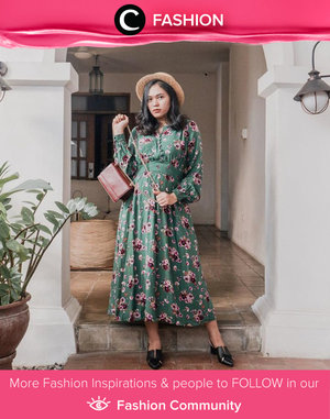 Steal this Clozetter @deniathly’s vintage look in floral maxi dress with straw hat! Simak Fashion Update ala clozetters lainnya hari ini di Fashion Community. Yuk, share outfit favorit kamu bersama Clozette.