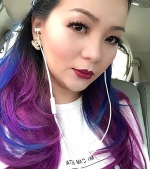 You won't need any makeup to look stunning with neon colored hair like #ClozetteAmbassador @fanny_blackrose. Perky lashes and dark lips is beyond enough. Yuk cari inspirasi gaya lainnya dari Clozetters di sini http://bit.ly/clozettemakeup#ClozetteIDDapatkan juga inspirasi dengan sekali klik melalui aplikasi mobile Clozette Indonesia. Download sekarang di Google Play dan App Store....#fashion #beauty #lifestyle #minimalist #ootd #wiwt #motd #flatlay #makeupflatlay #fashionflatlay #flatlayinspiration #ootdindonesia #ootdhijab #indonesiafashion #indonesialifestyle #indonesiancommunity #makeup #fashion #instagood #instalike #instamood #instadaily #lookbook #style #outfit